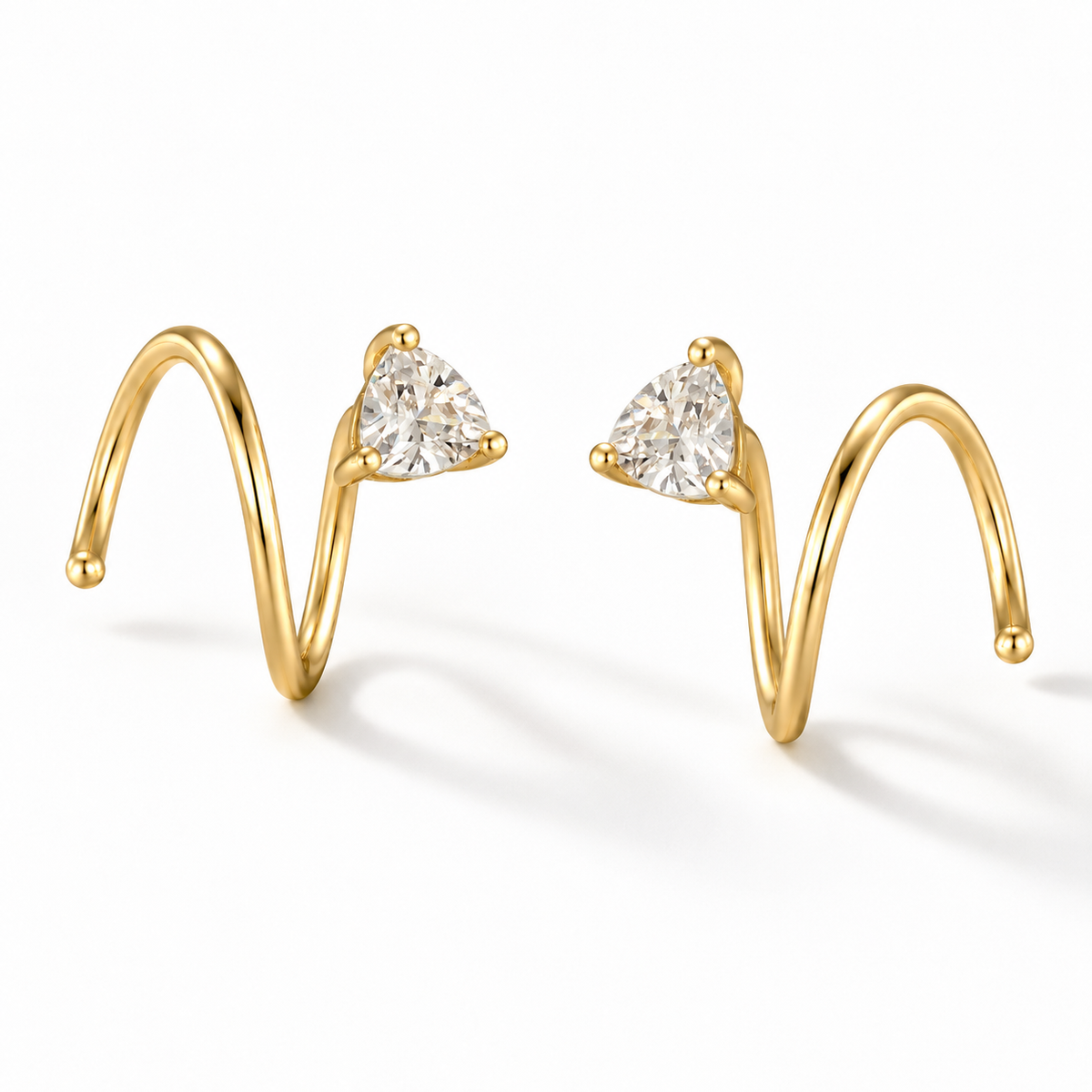 Alma spiral earrings in 18k gold-plated 925 sterling silver with 4 mm clear triangular zirconia